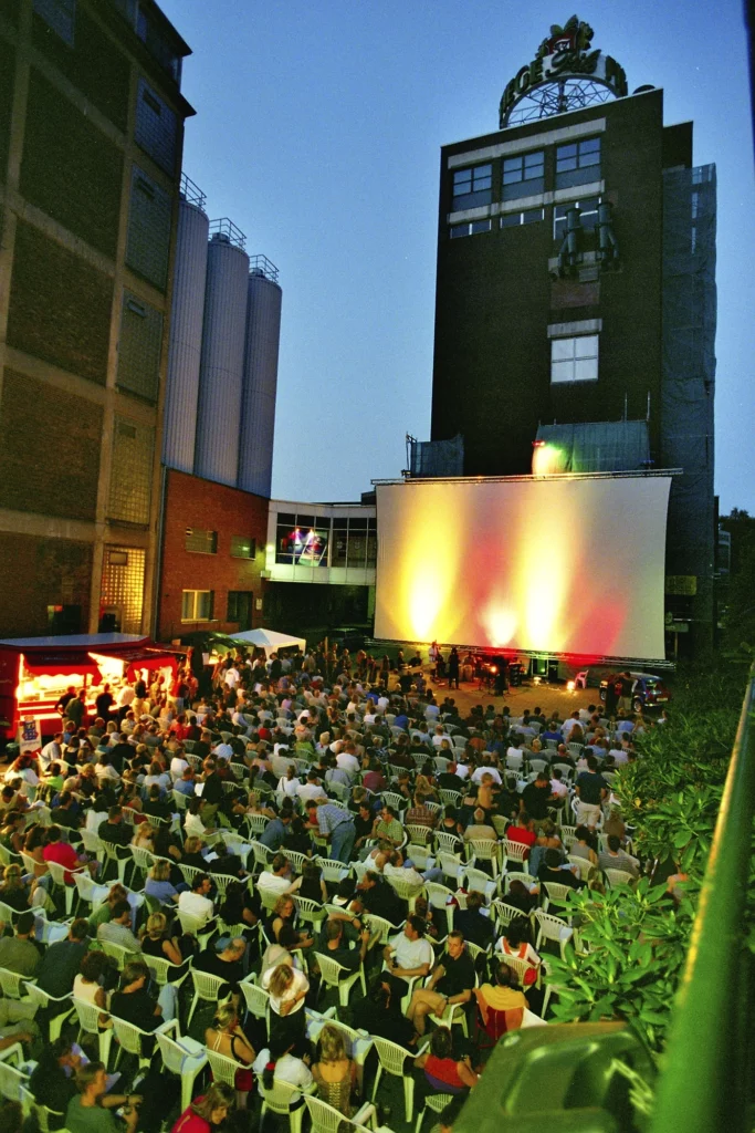 Fiege Kino Open-Air im Innenhof der Moritz Fiege Brauerei